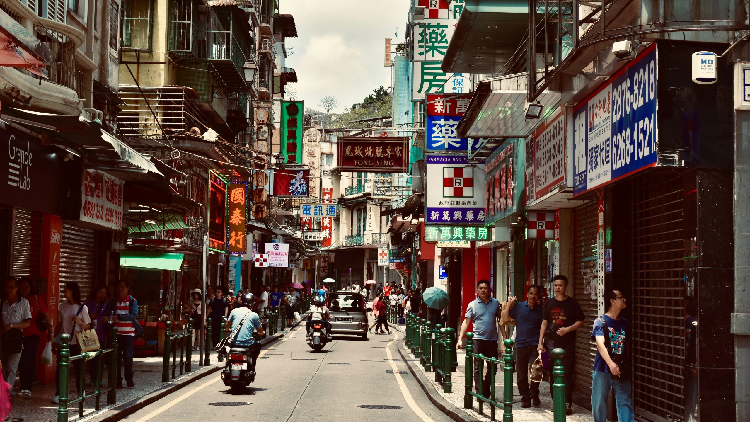 Macau streets as satellite casinos are attributed to Macau Legends loss